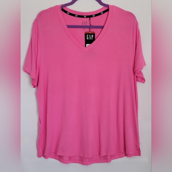 GAP Tops - NWT GAP Pink Short Sleeve Tee Size XL